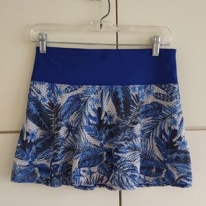 Lacoa skort. Blue Leaf Print Women's Skort